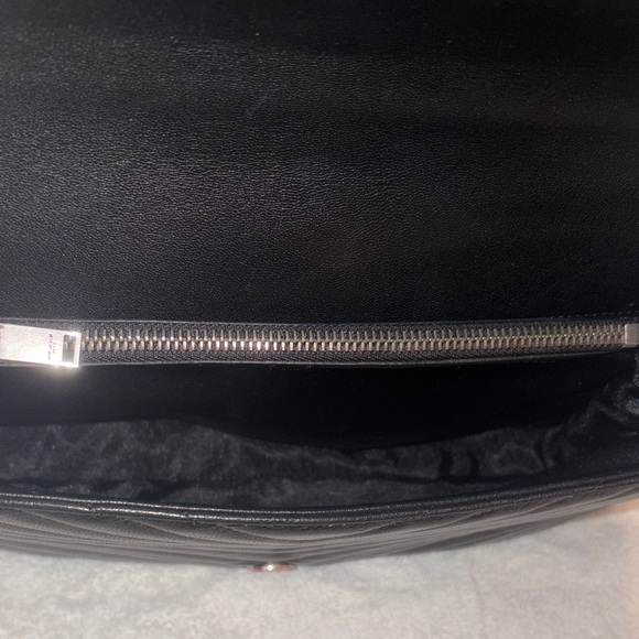 Yves Saint Laurent Black Chevron Shoulder Bag - Picture 9 of 15